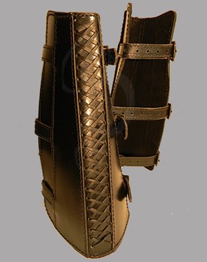 Assassin Leather Greaves
