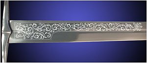 Ivy Scroll Engraving Sleeve With Border
