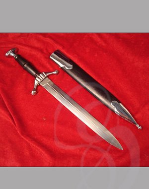 Death's Kiss Ornamental Dagger with Contoured Grip