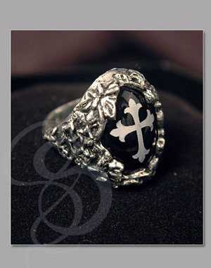 Hand Crafted Gothic Ring with Fleury Cross